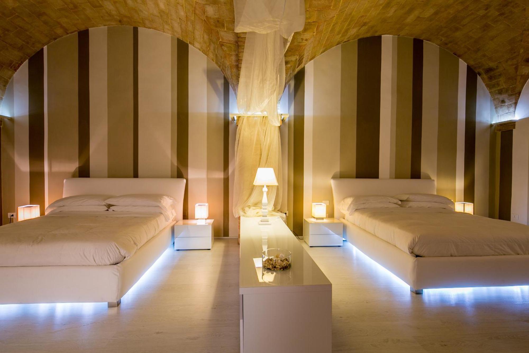 Hotel Degli Affreschi モンテファルコ 部屋 写真