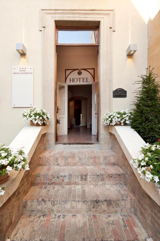 Hotel Degli Affreschi モンテファルコ エクステリア 写真